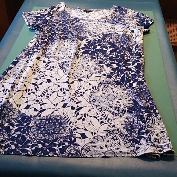 MSK Women's 2XL Blue and White Floral Design Short Sleeve Midi Dress - Picture 1 of 6